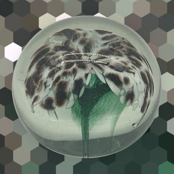 Hand Blown Glass Paperweight by The Glass Eye 1985 Etched Signed Floral Interior - Picture 16 of 16